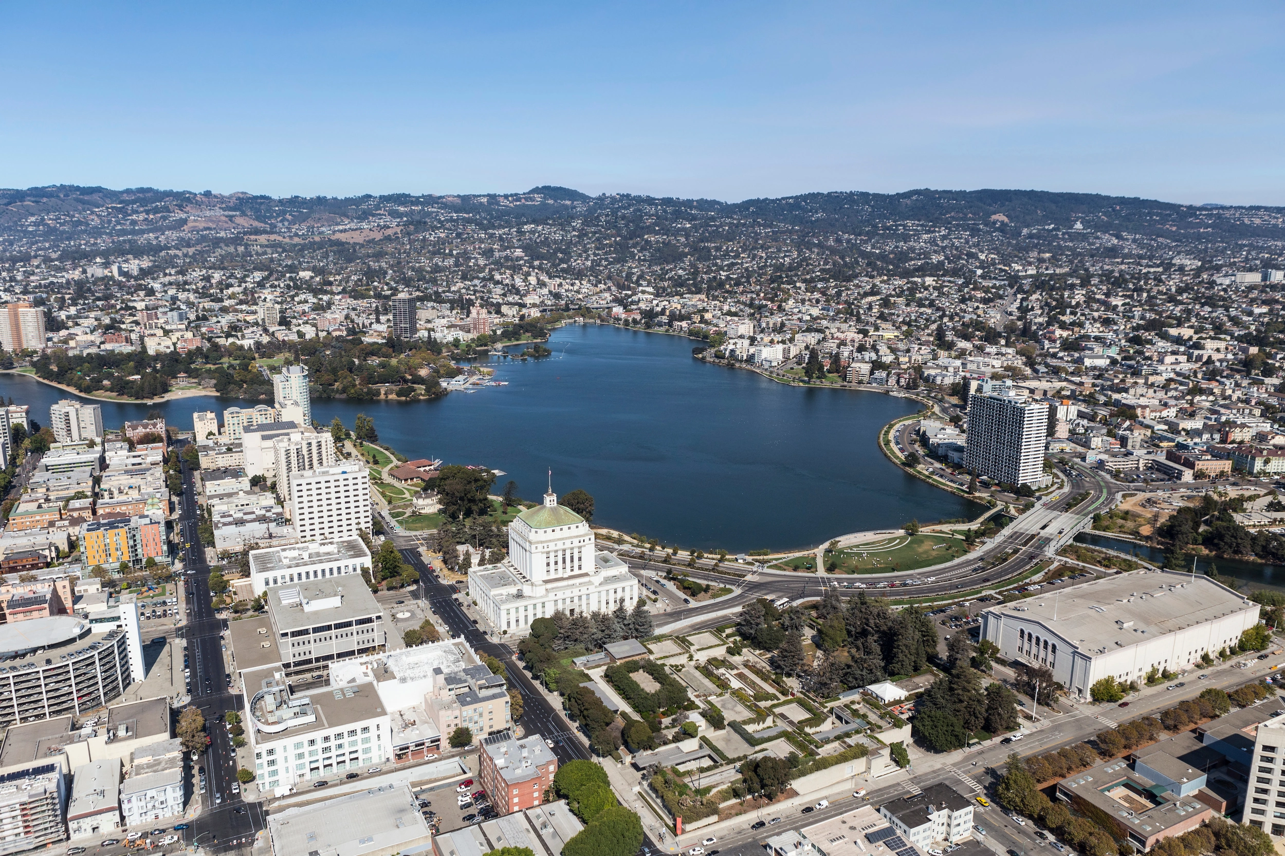 The city of Oakland is located on San Francisco Bay&rsquo;s east side.