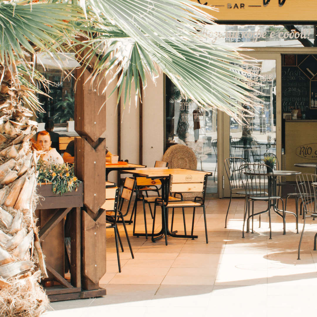 Where to Find the Best Outdoor Seating Restaurants in Mission Dolores